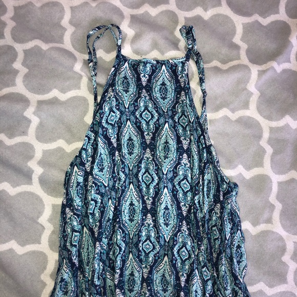 Flow Loose Tank Top - Picture 2 of 3